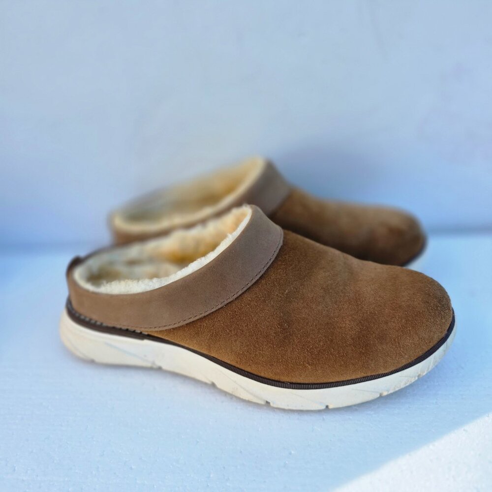 L.L.Bean KennebecBrown Suede Real Lamb Fur Shearling Clogs Shoes Women's 6M - Picture 4 of 14